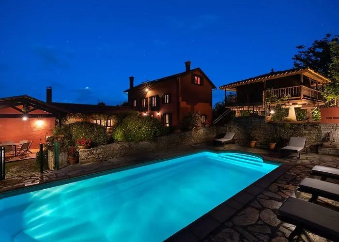 Casa De Aldea Con Piscina Calefactada Opcional - Ca-1451-as منزل ريفي