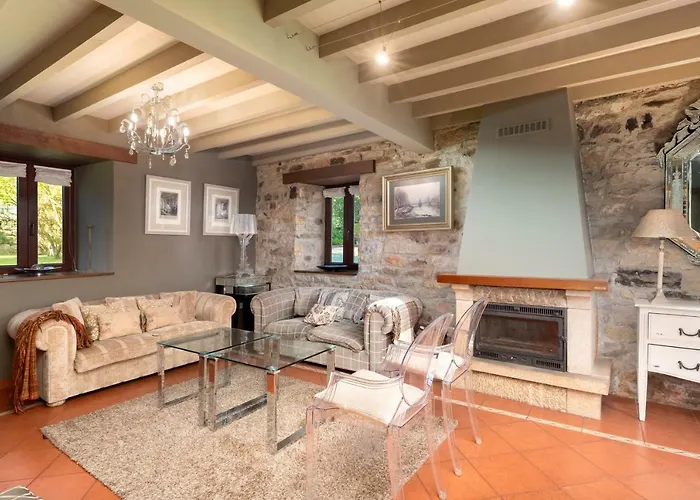 Casa De Aldea Con Piscina Calefactada Opcional - Ca-1451-as فِيافيثيوسّا