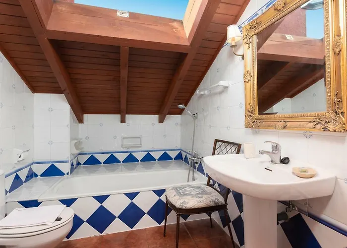 Casa De Aldea Con Piscina Calefactada Opcional - Ca-1451-as منزل ريفي *
