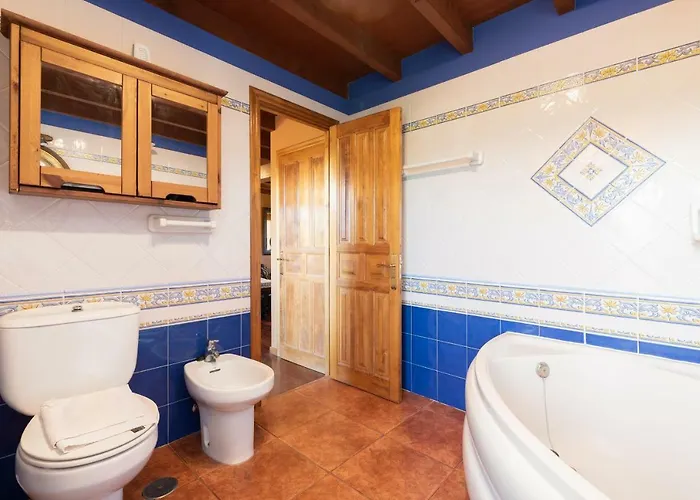 Casa De Aldea Con Piscina Calefactada Opcional - Ca-1451-as منزل ريفي *